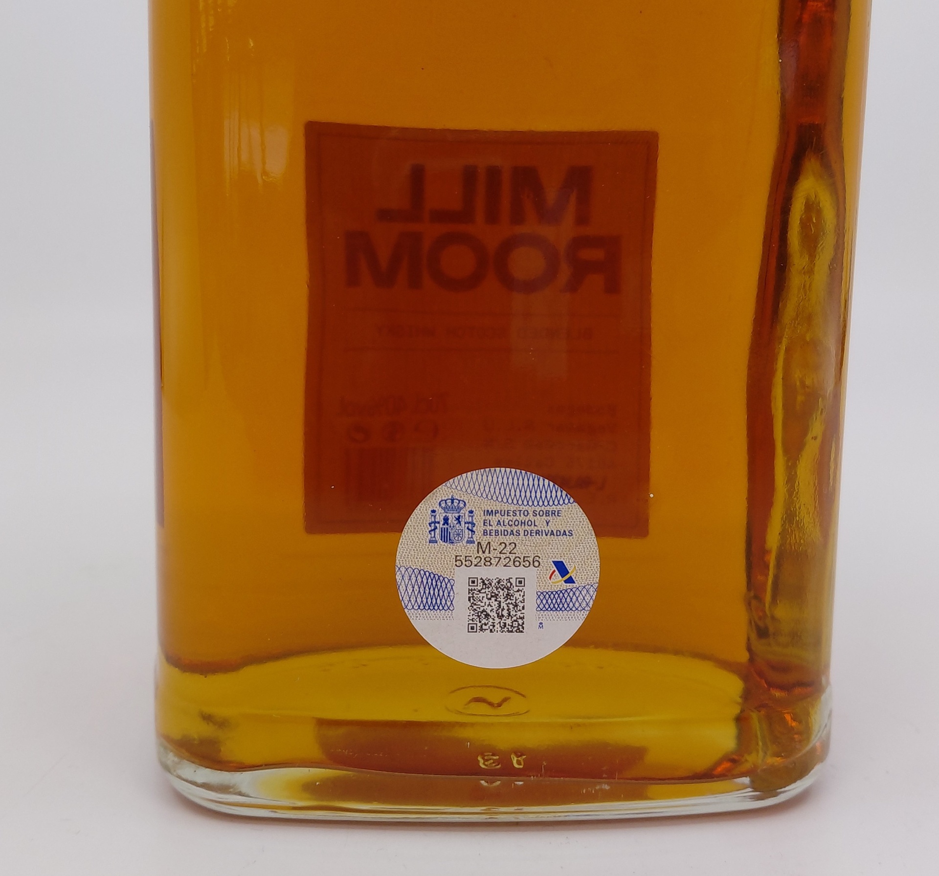 WHISKY MILL ROOM ETIQUETA NEGRA LIMITED EDITION ESTUCHADO - 70cl.